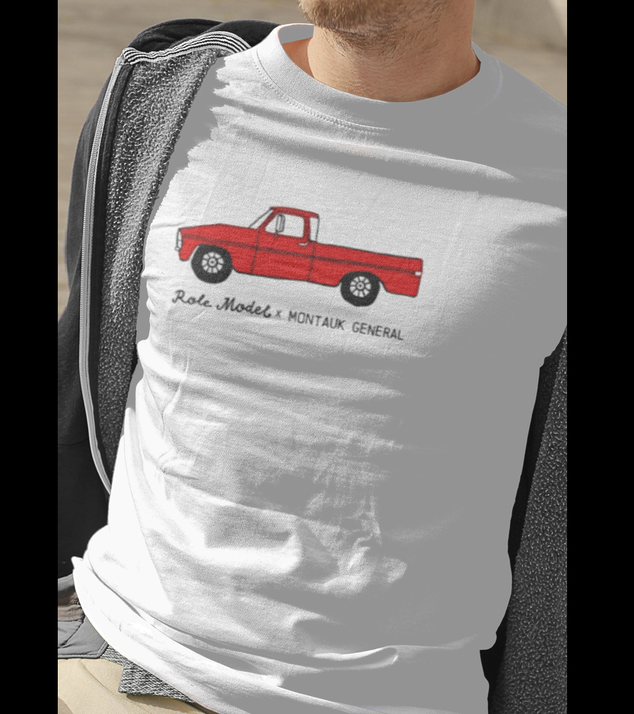 Montauk General X Role Model Red Pickup Truck Vintage Style T-Shirt