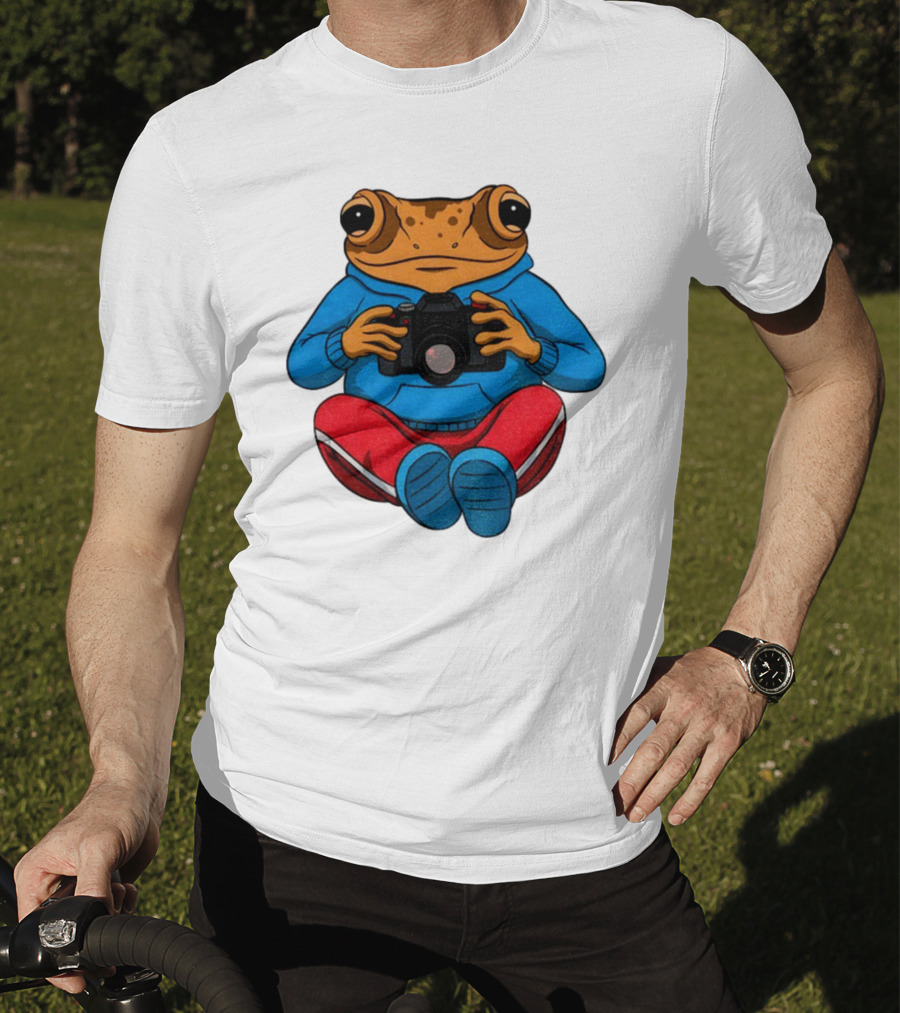 Bad Bunny Sapo Concho Frog With Camera Blue Red Pants T-Shirt