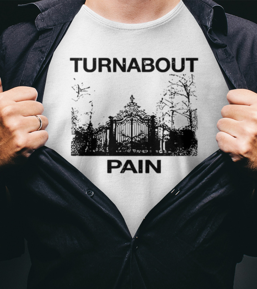 Turnabout Mansion Haunted Forest Scene T-Shirt