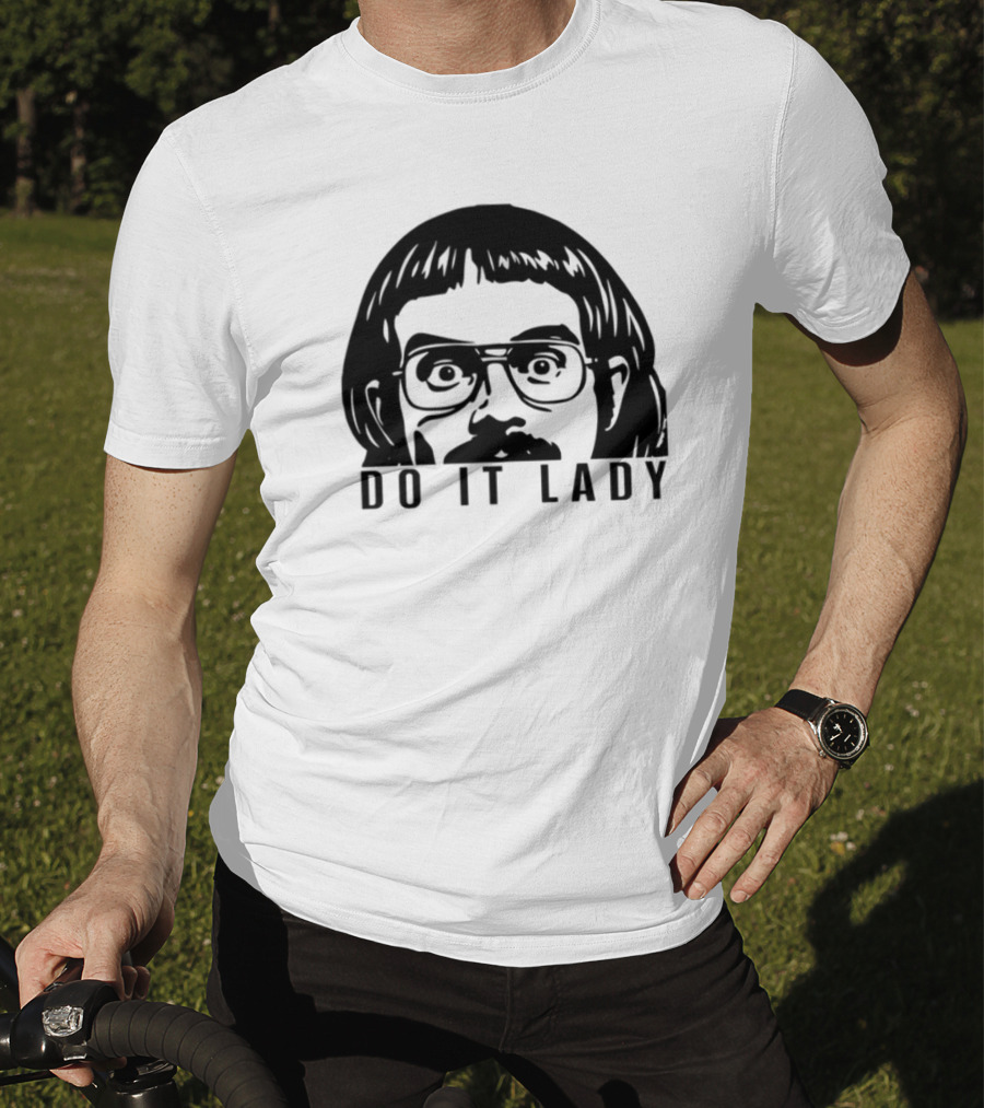 DO IT LADY Peeking Drawing Glasses Face T-Shirt