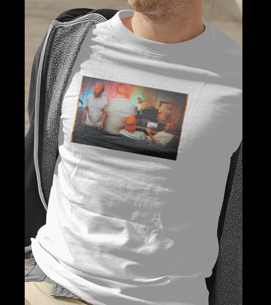 "Evidence Unlearning Studio Orange Hat Musicians In Creative Space" T-Shirt