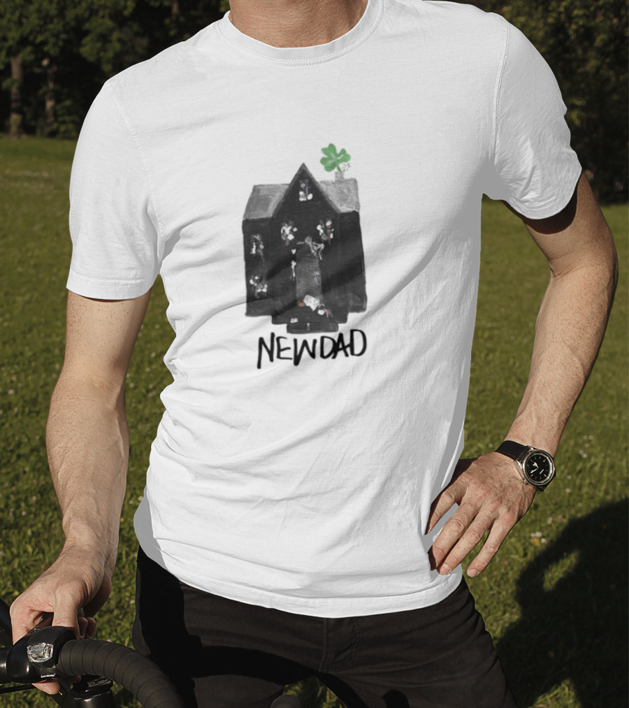 Newdad Altar House With Green Shamrock T-Shirt