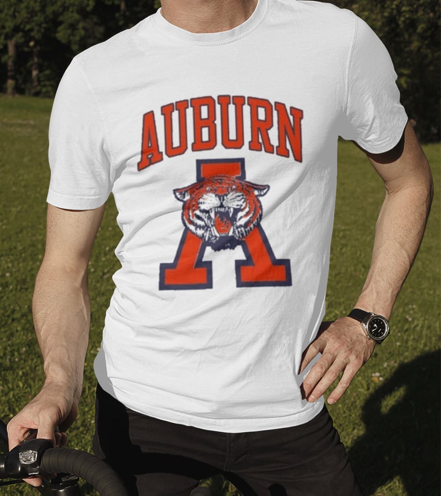 Auburn Tigers Roaring Vintage Logo Retro College Spirit T-Shirt