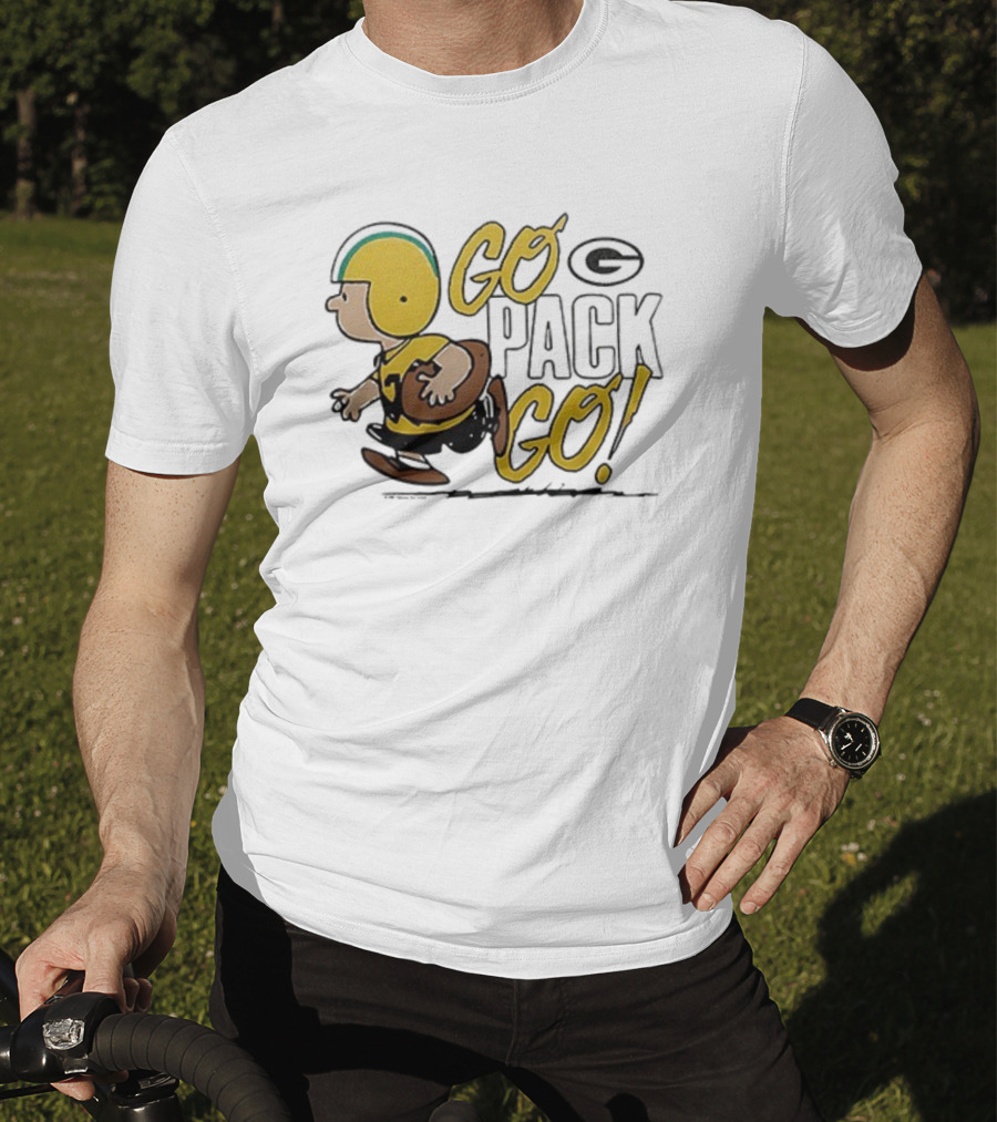 Green Bay Packers Peanuts Snoopy Go Pack Go Winter Cartoon Football T-Shirt