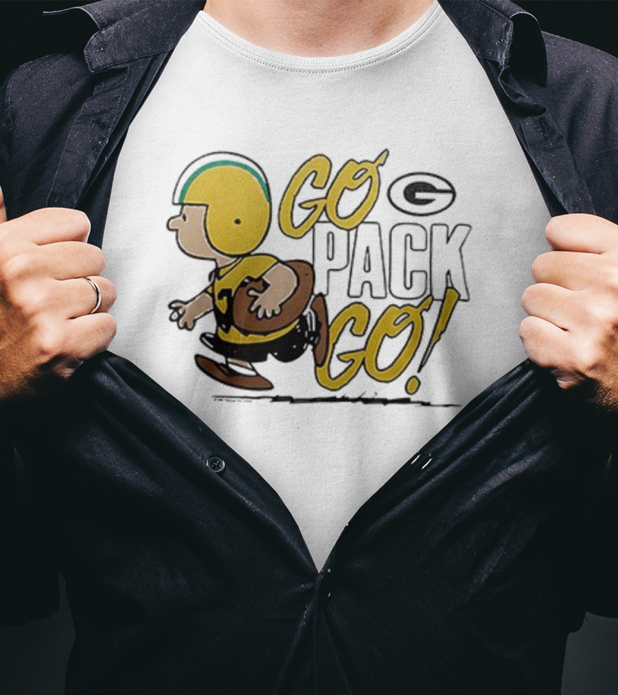 Green Bay Packers Peanuts Snoopy Go Pack Go Winter Cartoon Football T-Shirt
