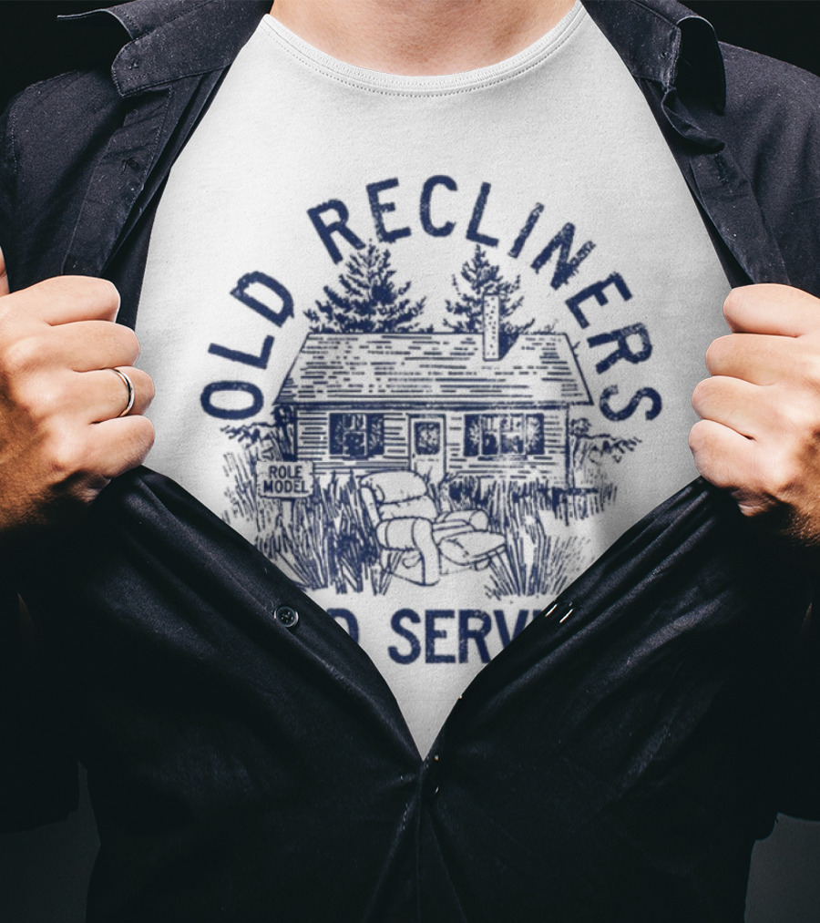 Old Recliners Yard Services Cabin Trees Vintage Outdoor Care T-Shirt