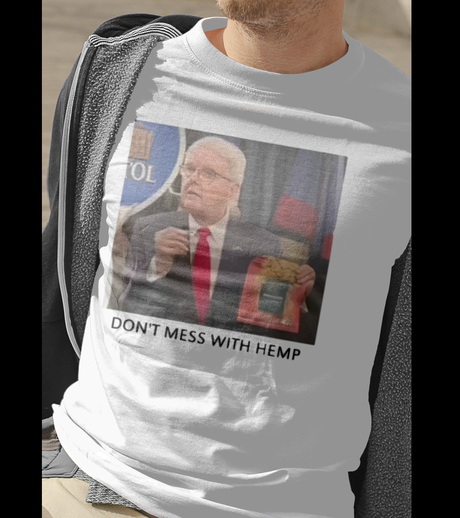 Don't Mess With Hemp Capitol Speech Red Tie Holder T-Shirt