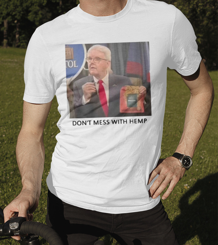 Don't Mess With Hemp Capitol Speech Red Tie Holder T-Shirt