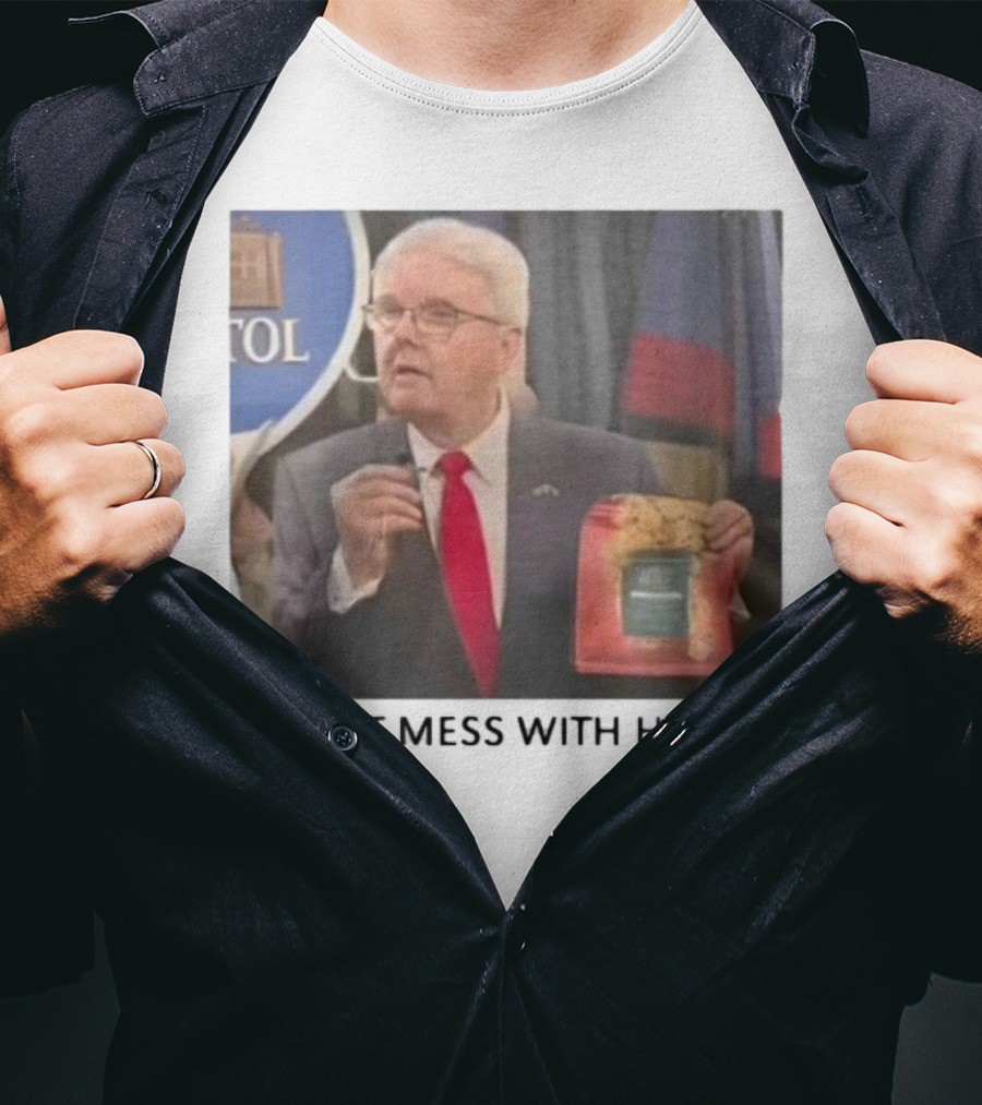 Don't Mess With Hemp Capitol Speech Red Tie Holder T-Shirt