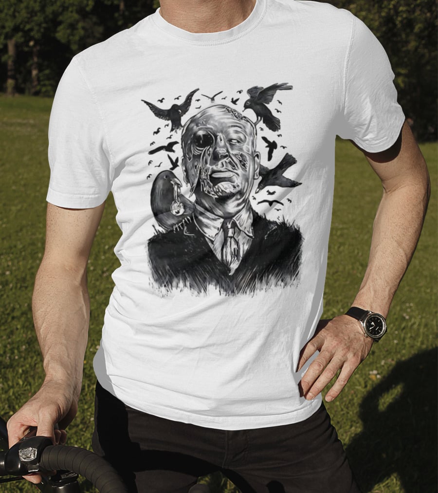 Alfred Hitchcock Birds Attack Horror Halloween Spooky Design T-Shirt