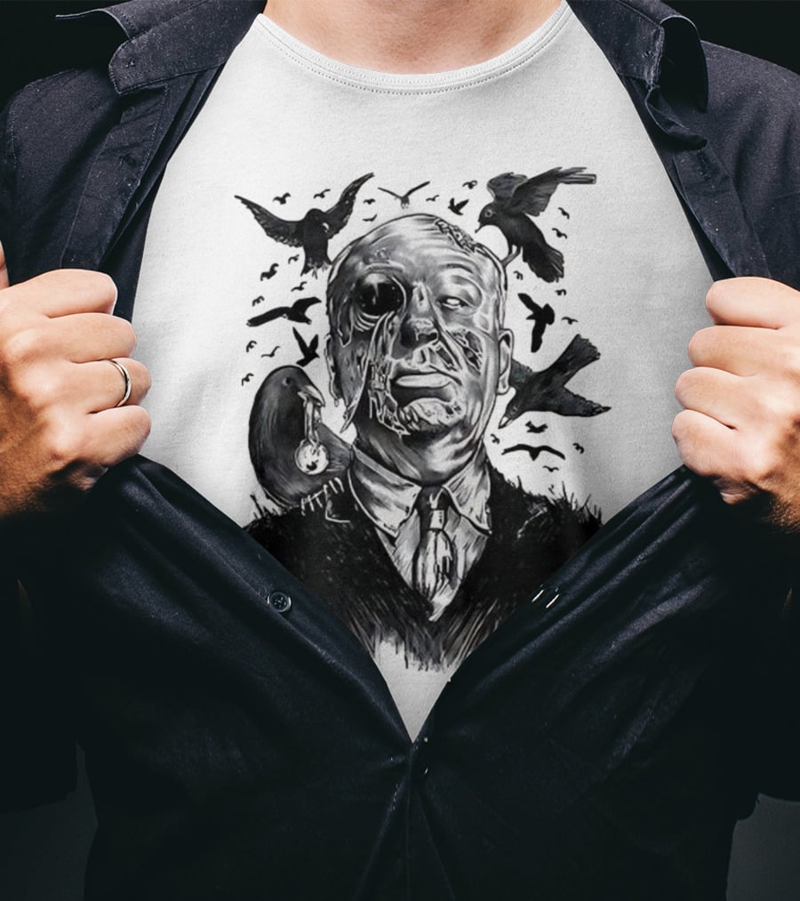 Alfred Hitchcock Birds Attack Horror Halloween Spooky Design T-Shirt