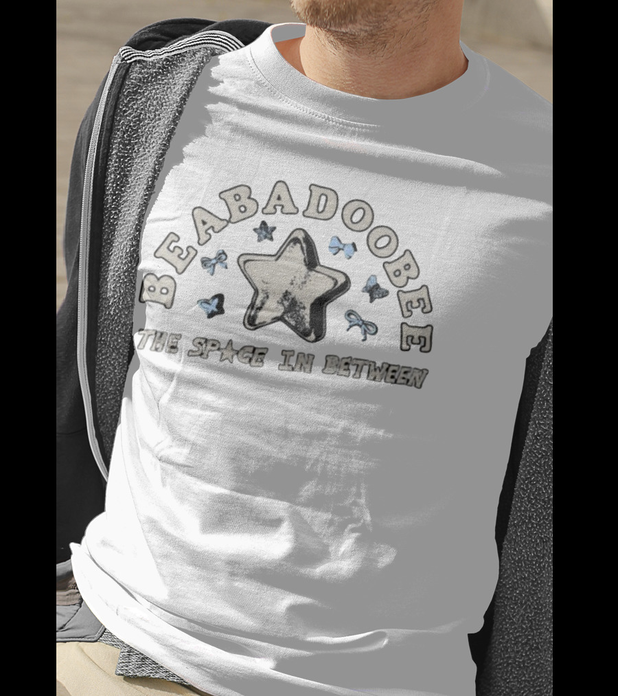 Beabadoobee The Space In Between Star And Bows T-Shirt