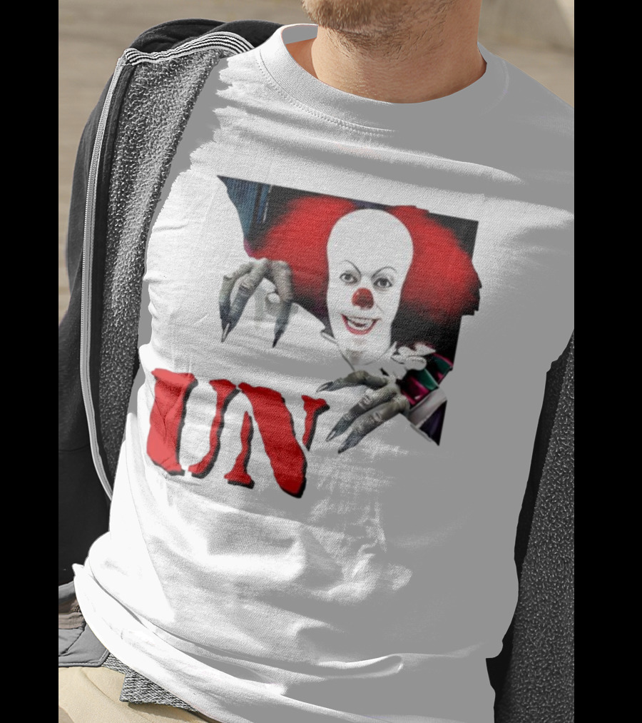Pennywise The Dancing Clown Horror Movie Character UN T-Shirt