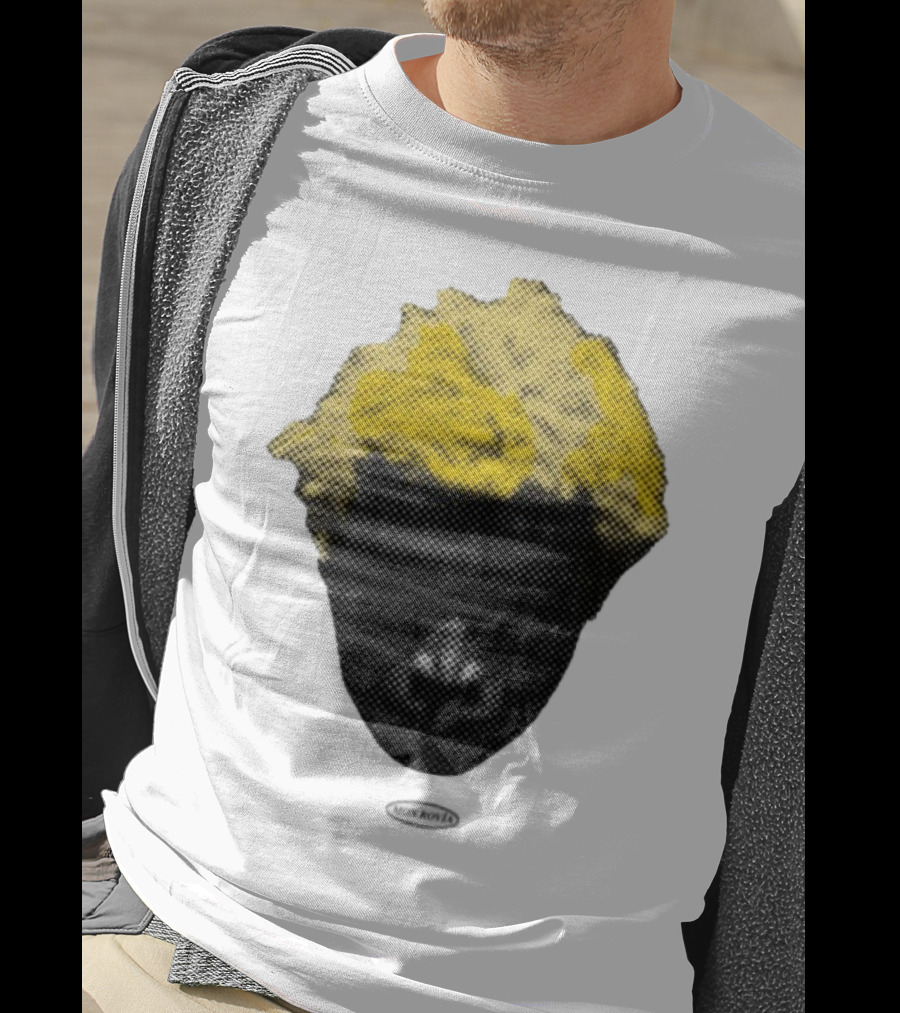 Mon Rovia Boy Yellow Hair Pop Art Style T-Shirt