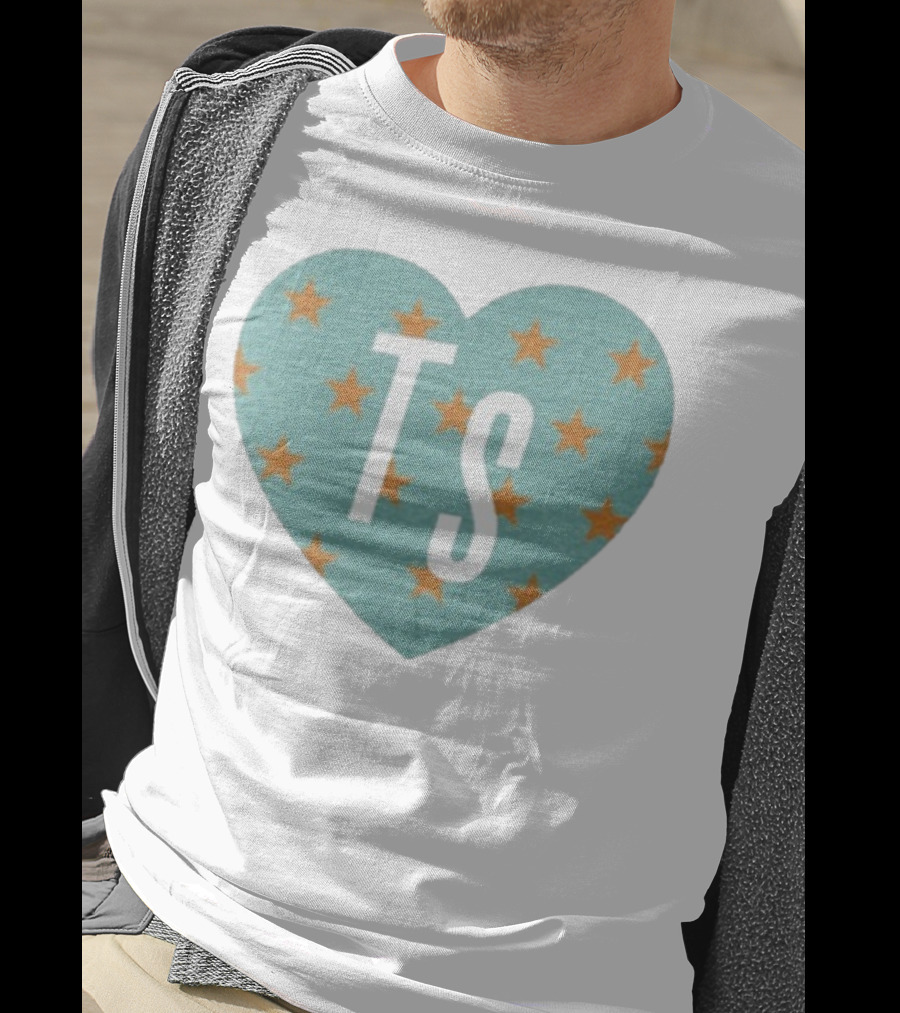 TS Heart With Orange Stars Pattern Design T-Shirt