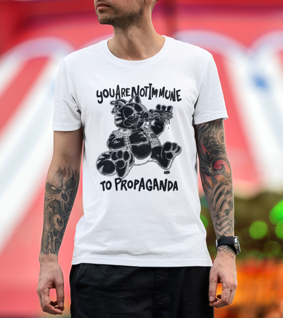 Punkwithacamera Cat With Pizza You Are Not Immune To Propaganda T-Shirt