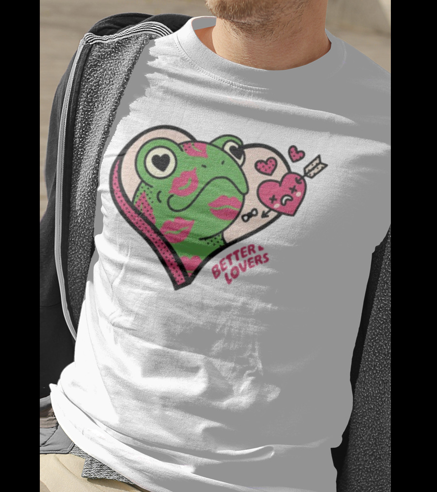 Better Lovers Love Frogs Heart Kisses Fun Graphic T-Shirt