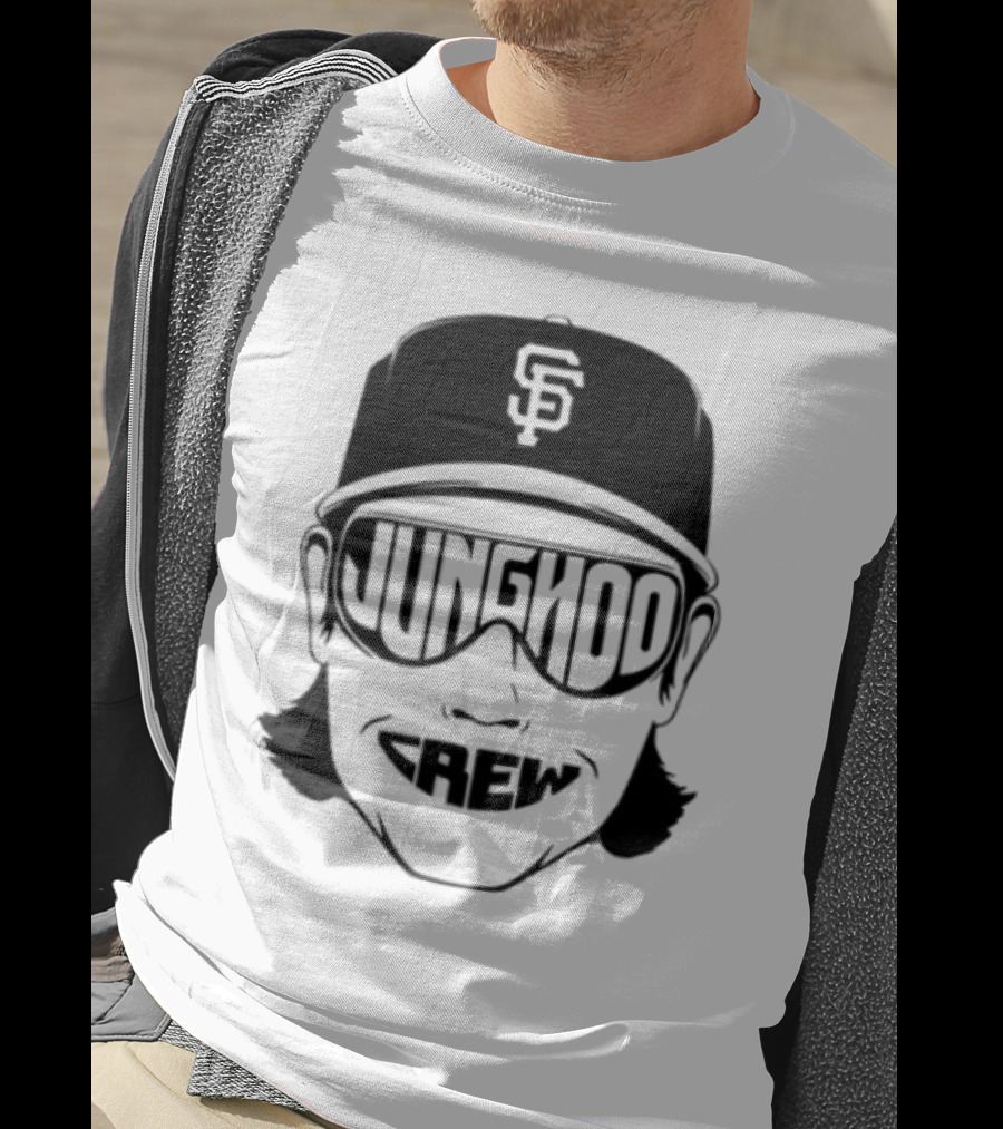 Jung Hoo Crew 2025 Baseball Cap And Sunglasses Design T-Shirt