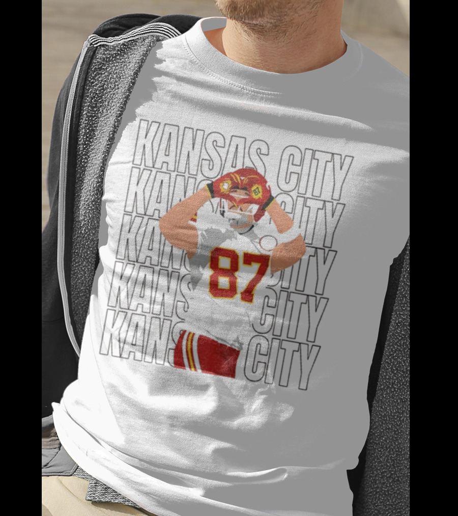 Kansas City Chiefs Travis Kelce 87 Heart Hands Game Day T-Shirt