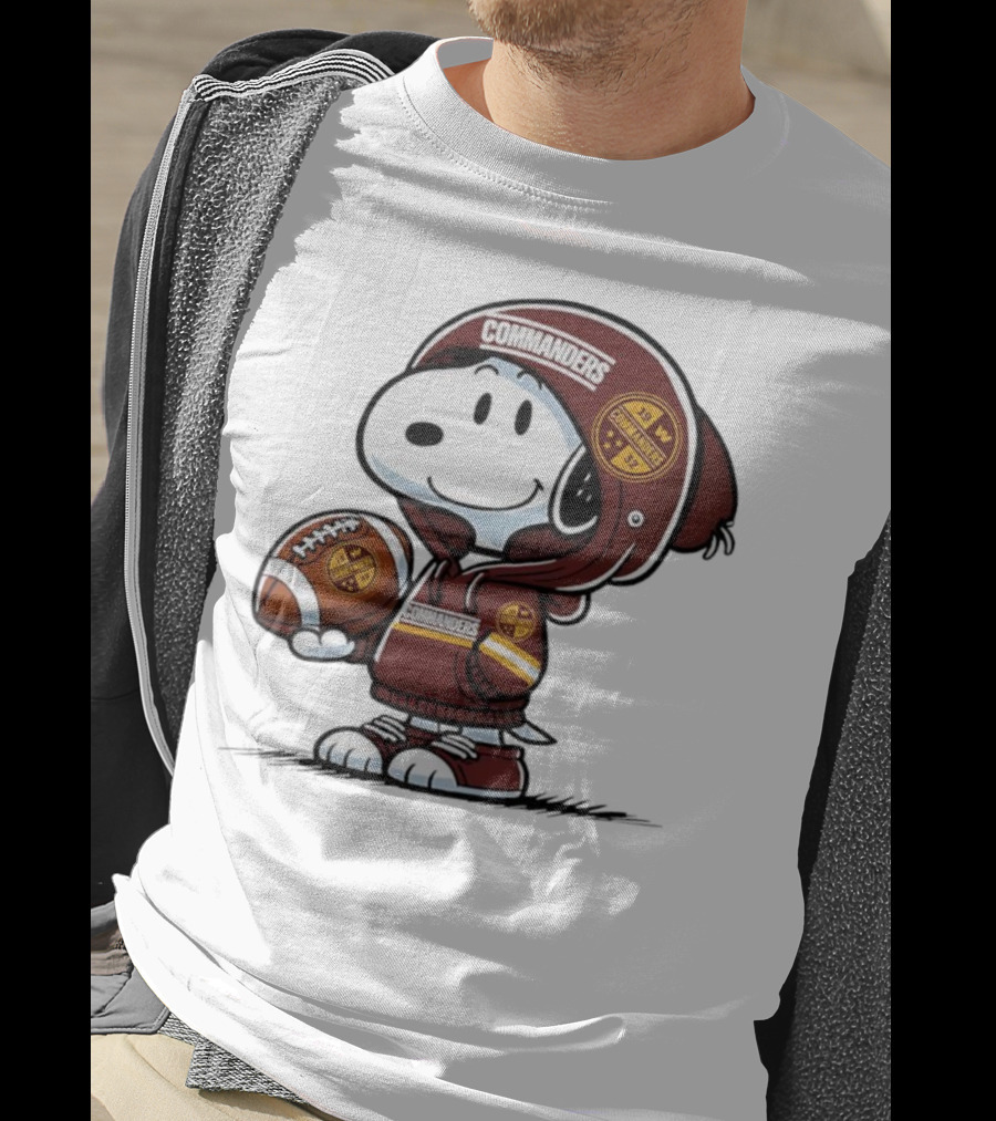 Snoopy In Commanders With Football Washington 1932 W T-Shirt
