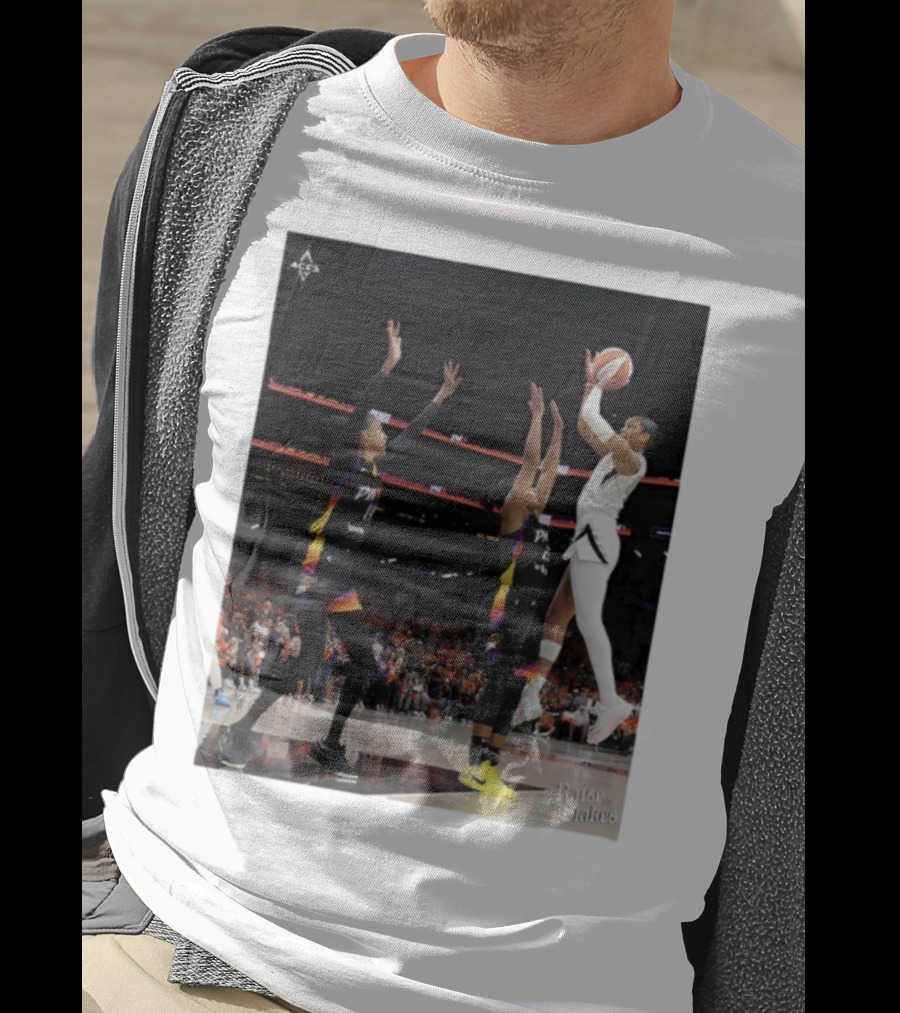 Las Vegas Aces Hang It In The Louvre Basketball Action Shot T-Shirt