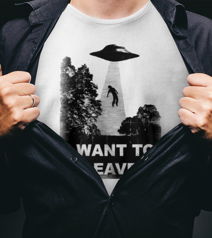 I Want To Leave UFO Abduction Scene Black And White Design T-Shirt