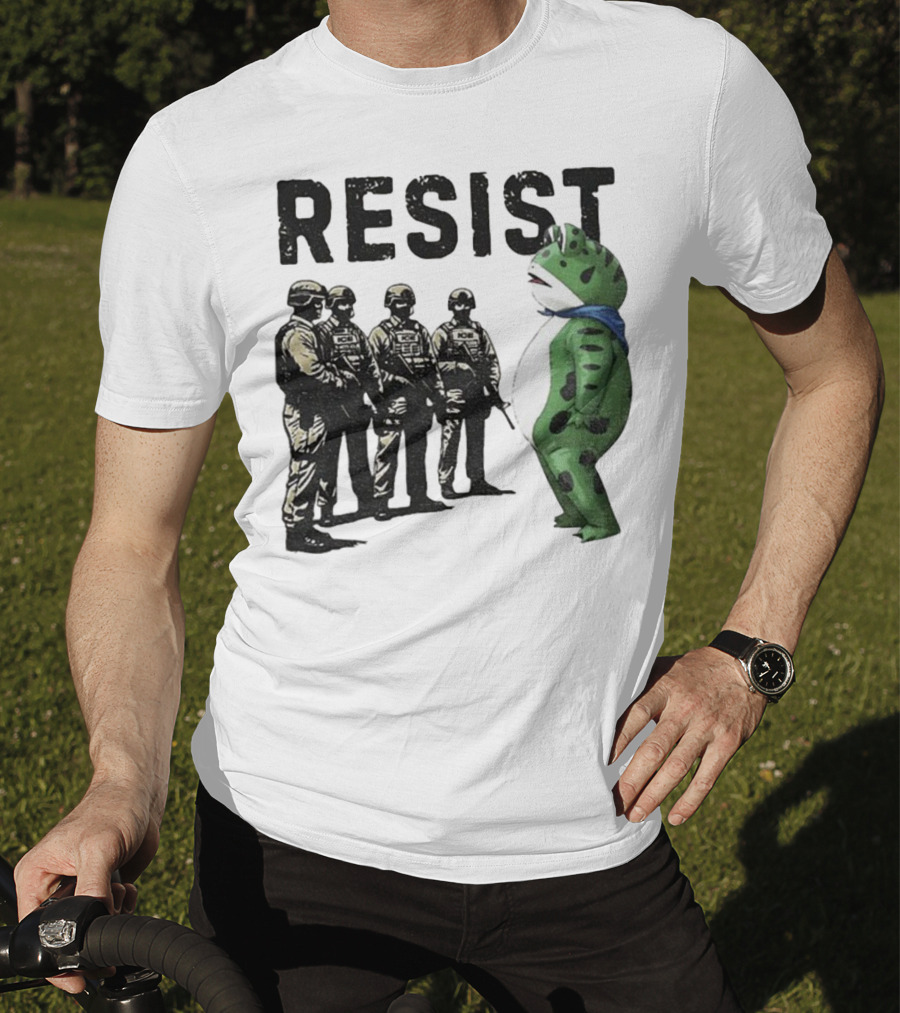 Portland Frog Resist Anti Fascism Anti Trump Protest Graphic T-Shirt