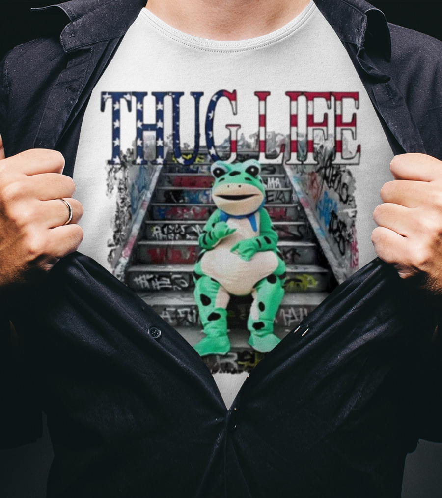 THUG LIFE Frog Costume Graffiti Steps T-Shirt