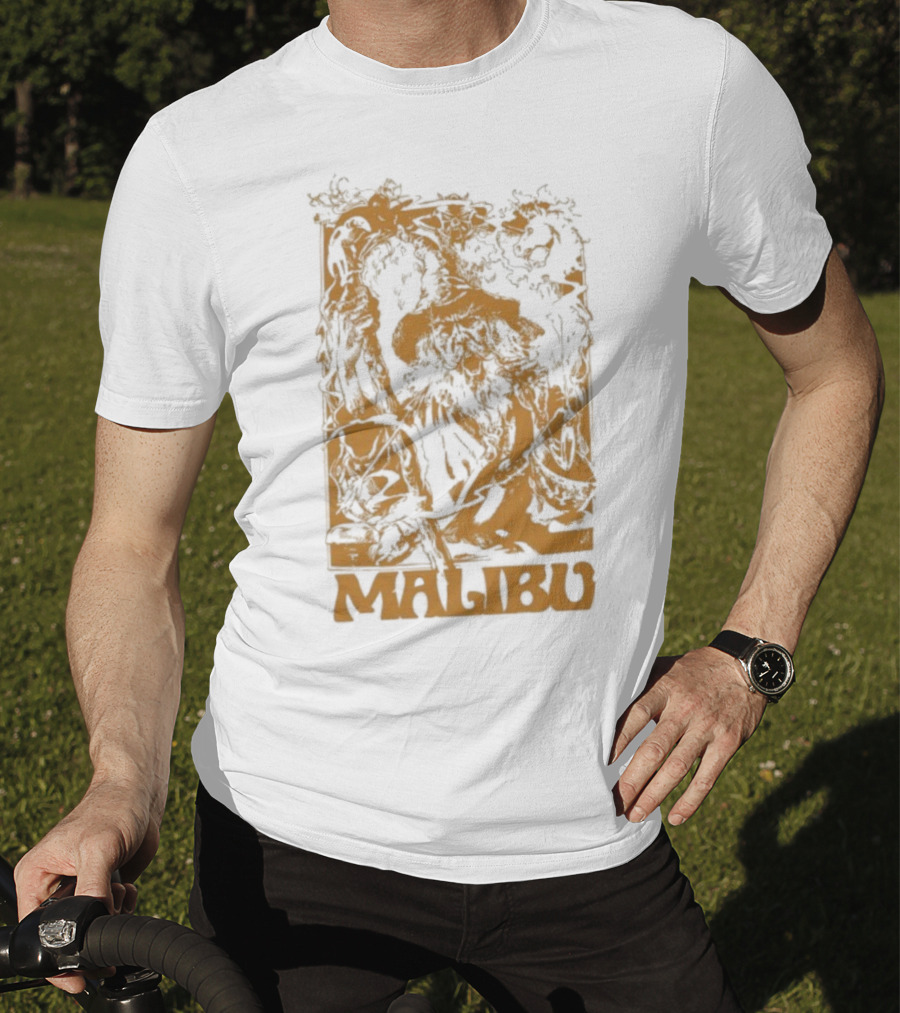 Malibu Wizard Mystical Floral Art Vintage Style T-Shirt