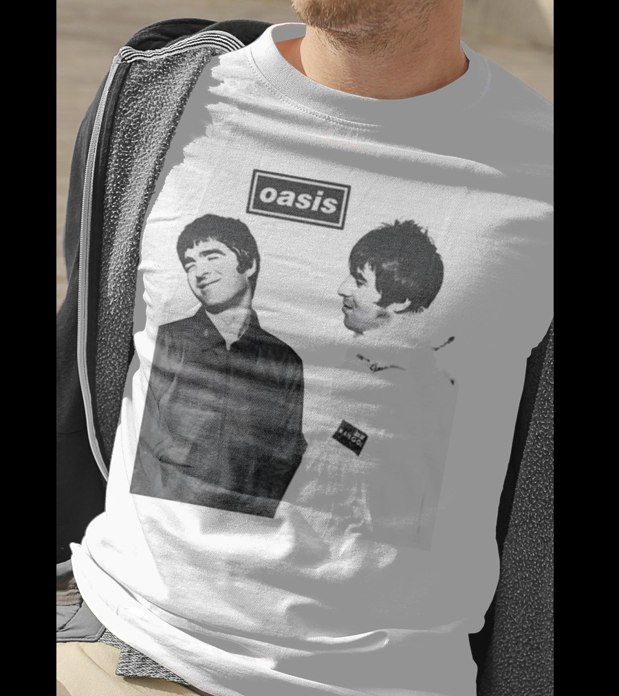 Noel Vs Liam Gallagher Oasis Band Kangol Vintage T-Shirt