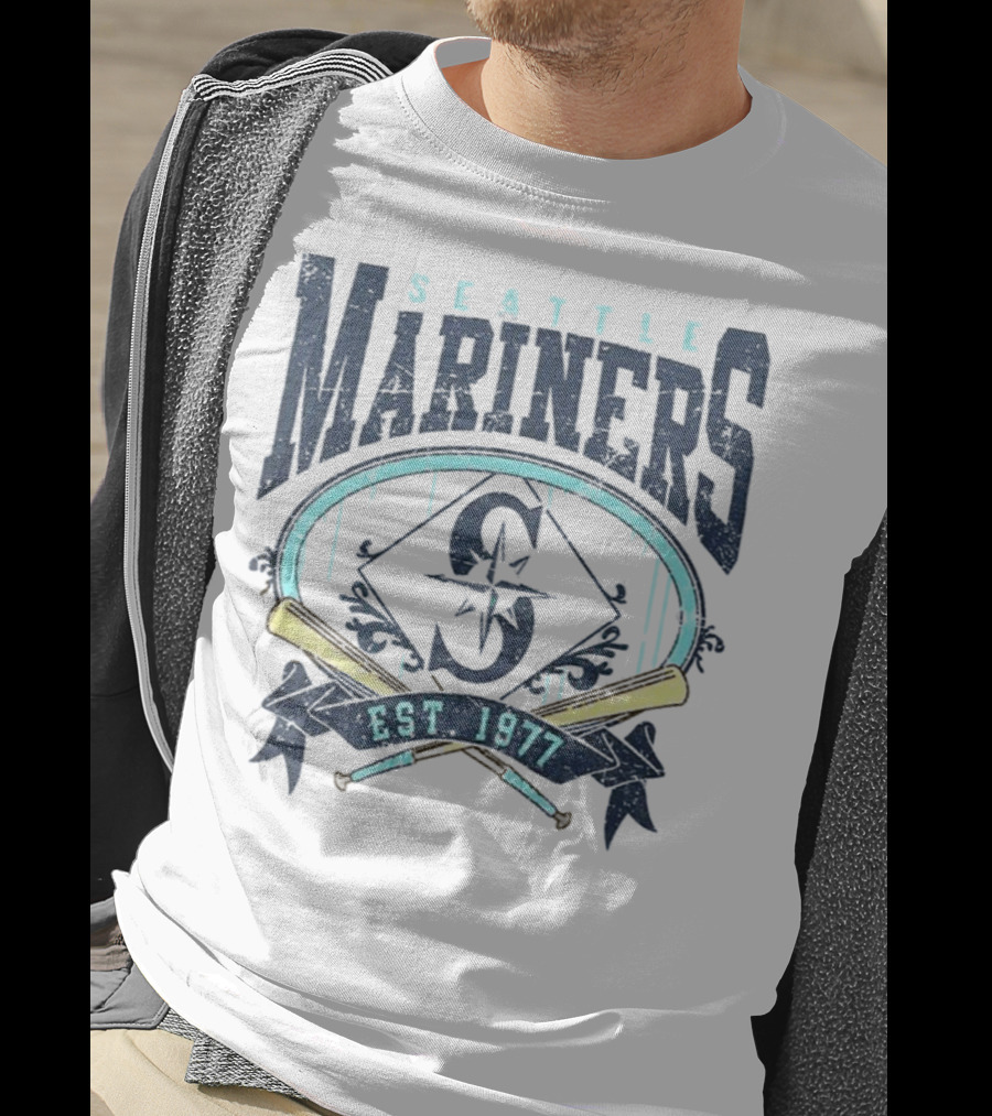 Seattle Mariners MLB Vintage 1977 Baseball Est S Compass Crossbats T-Shirt