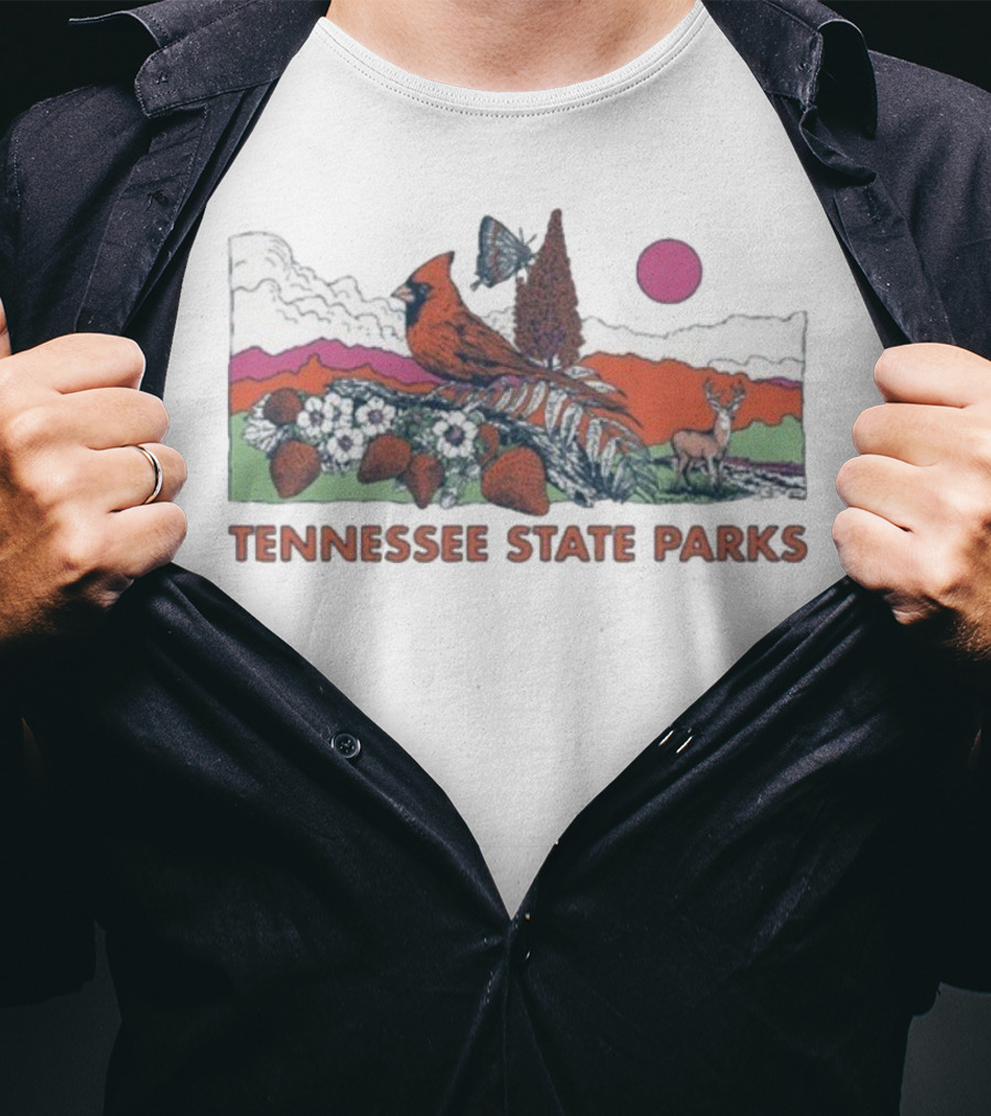 Tennessee State Parks Cardinal Strawberry Sumac Nature Scene T-Shirt
