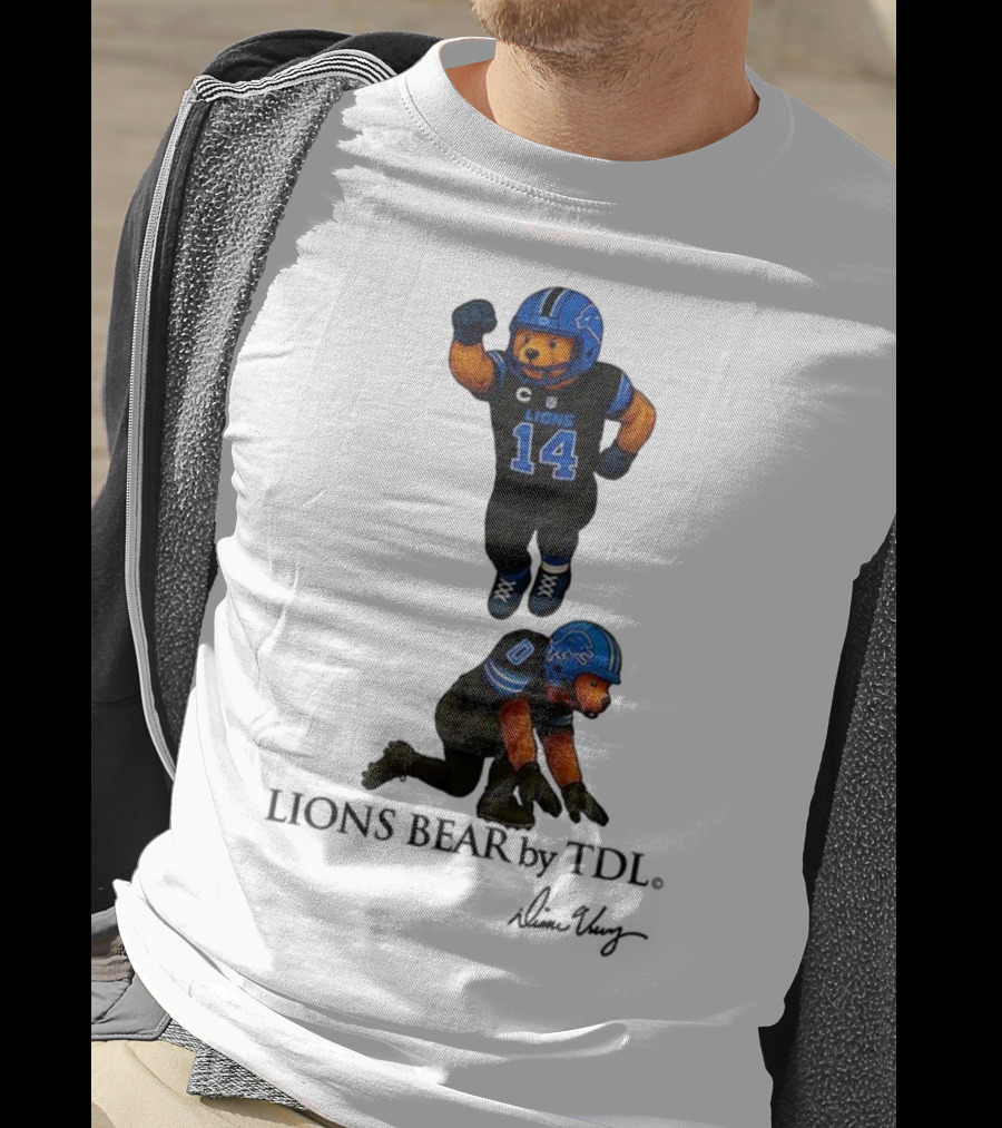 Amon-Ra St. Brown 14 Jahmyr Gibbs 0 Detroit Lions Bear Celebrating Football T-Shirt