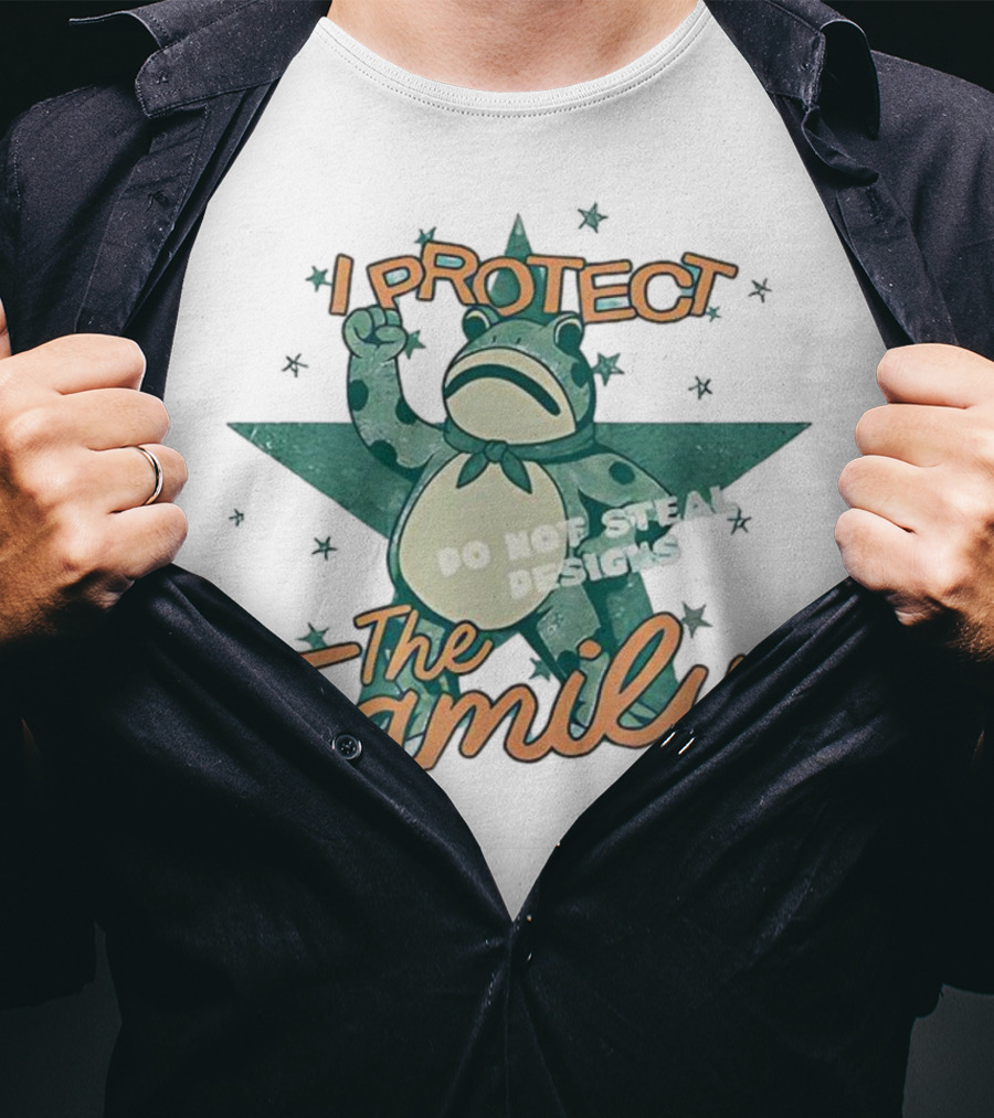 I Protect The Family Frog Star Meme T-Shirt