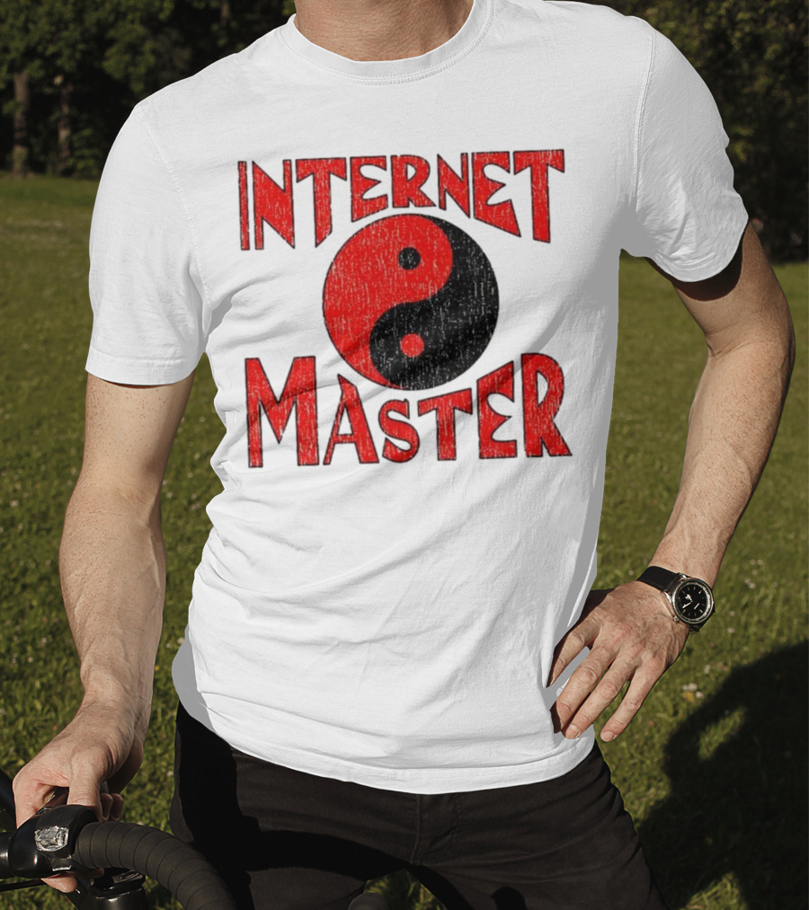 Internet Master Yin Yang Symbol Retro Design T-Shirt