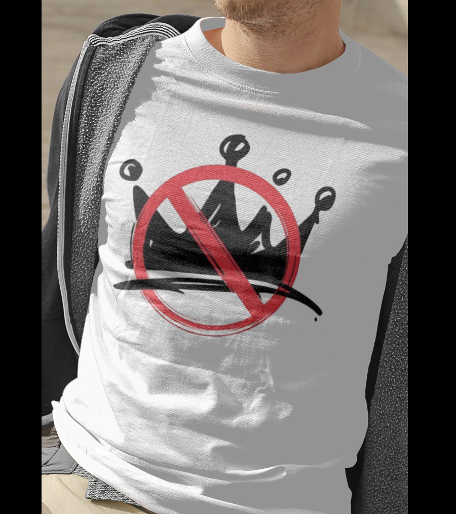 No Kings In America Anti Trump Democracy Political Symbol T-Shirt