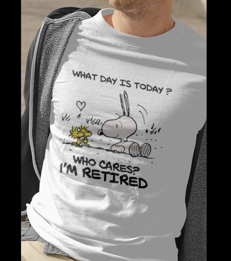 Snoopy And Woodstock Relaxation Retired Lifestyle Who Cares What Day Is Today T-Shirt