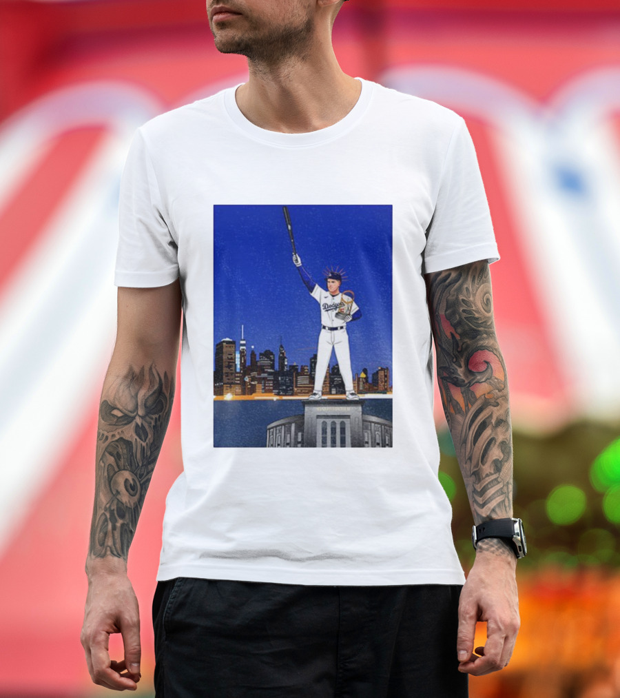 Freddie Freeman Dodgers Statue Of Liberty New York Skyline 2024 MVP T-Shirt