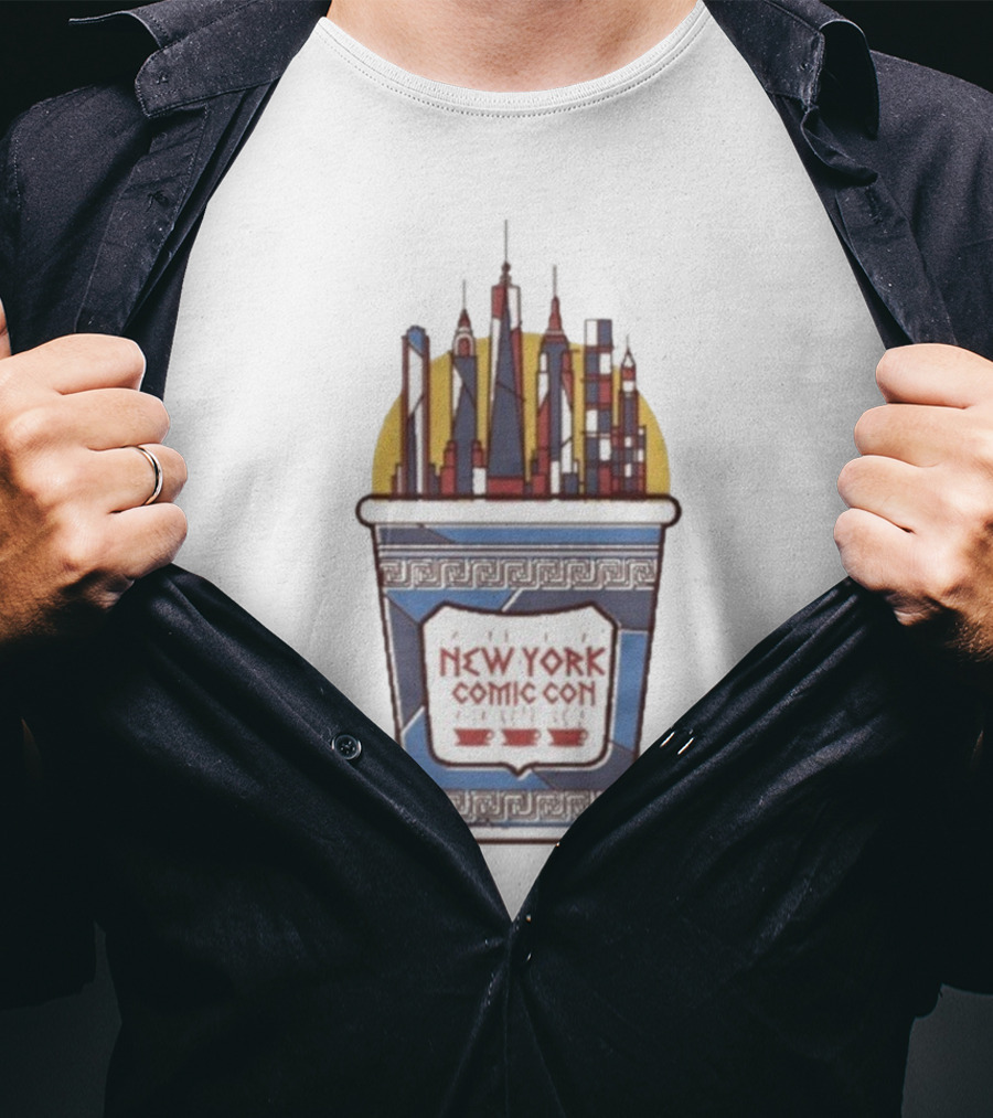 New York Comic Con 2025 Coffee Cup Skyline Tower Design T-Shirt
