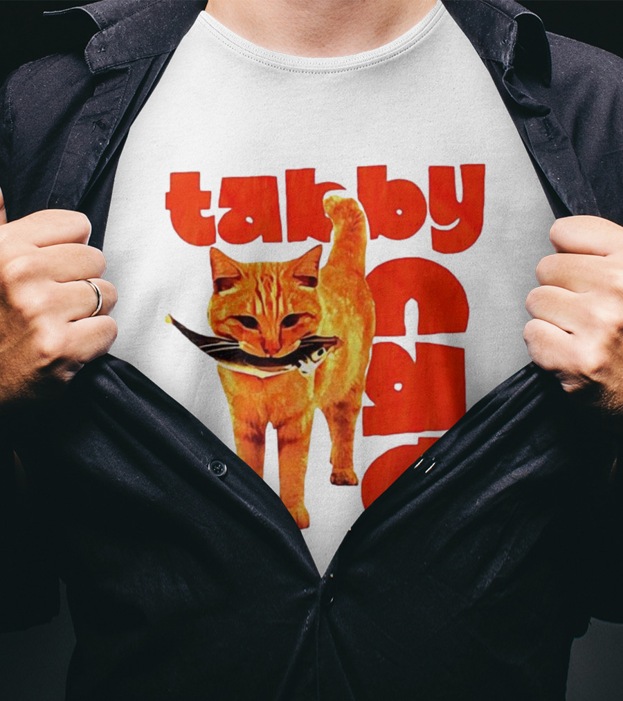 Tabby Cat Holding Fish Meme Retro Font T-Shirt