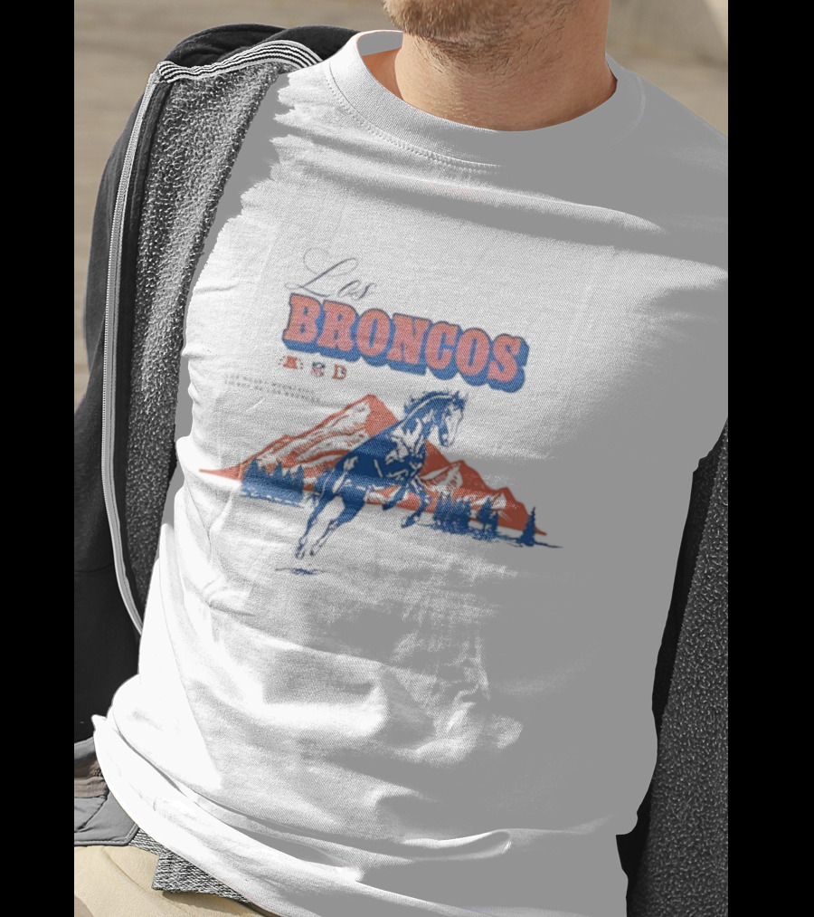 Los Broncos Vintage Witness Tradition ’47 Tubular Horse Denver Mountains T-Shirt