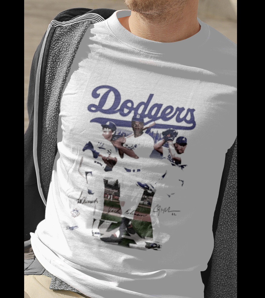Los Angeles Dodgers Mookie Betts Steve Sax Clayton Kershaw Signatures Vintage Style T-Shirt