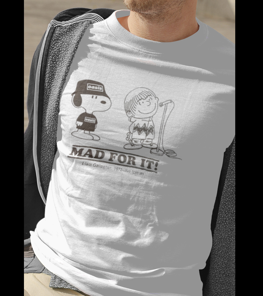 Oasis Snoopy Charlie Brown Mad For It Liam Gallagher Live Forever 1978 T-Shirt