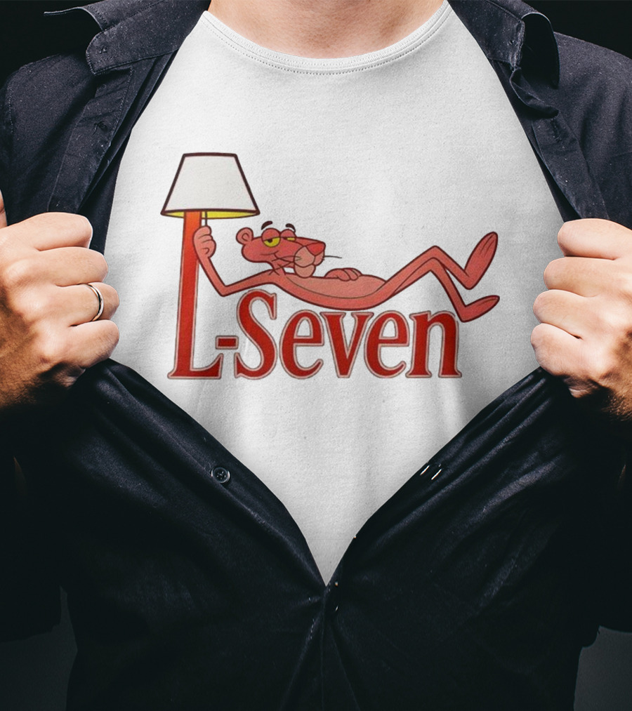 L-Seven Pink Panther Relaxing With Lamp Icon T-Shirt