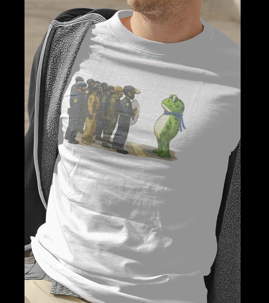 Portland Freedom Frog Anti Ice Resistance Protest Scene T-Shirt