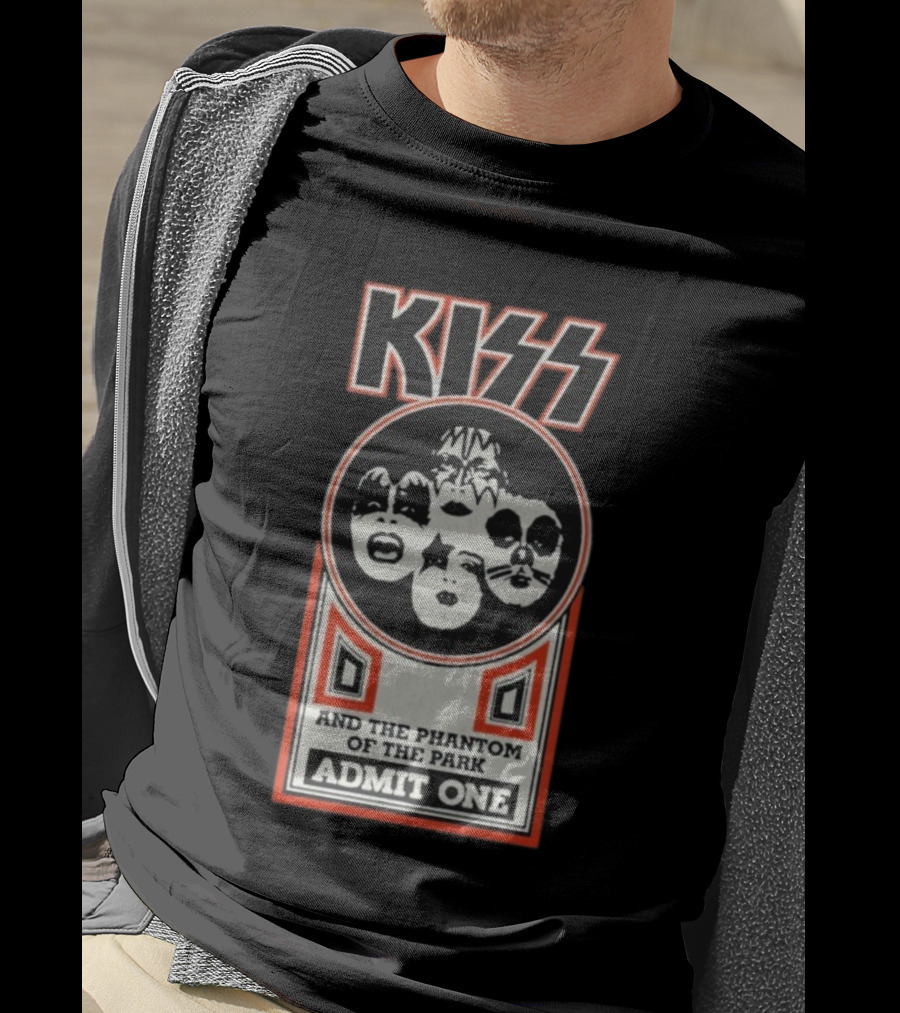 Kiss And The Phantom Of The Park Admit One Ticket Design T-Shirt