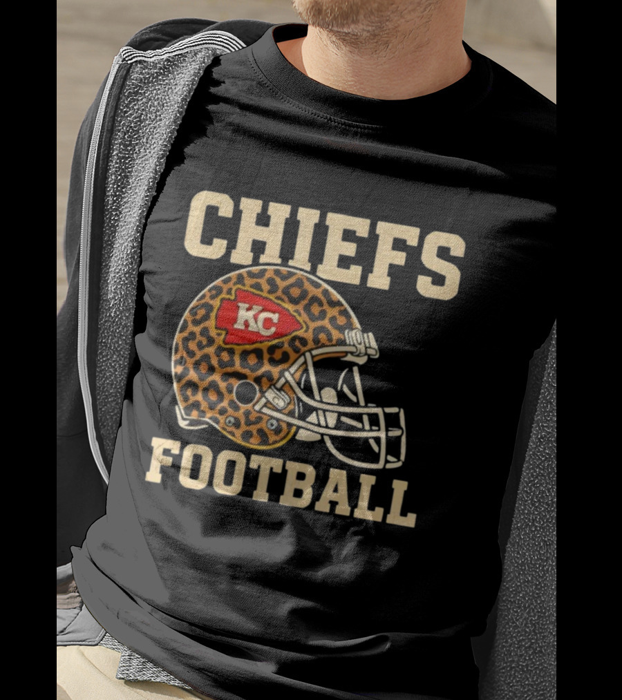 Retro KC Chiefs Leopard Helmet Football Vintage Style T-Shirt