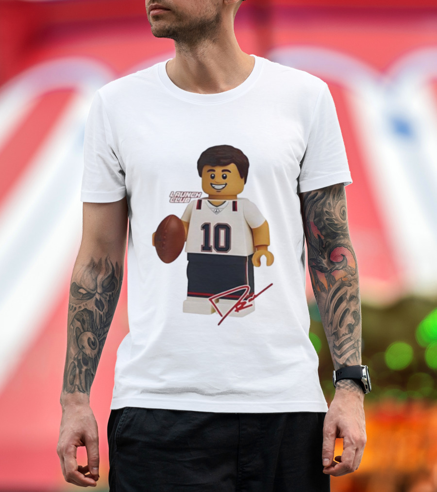 Tom Brady New England Patriots Lego Minifigure 10 Launch Club Signature T-Shirt