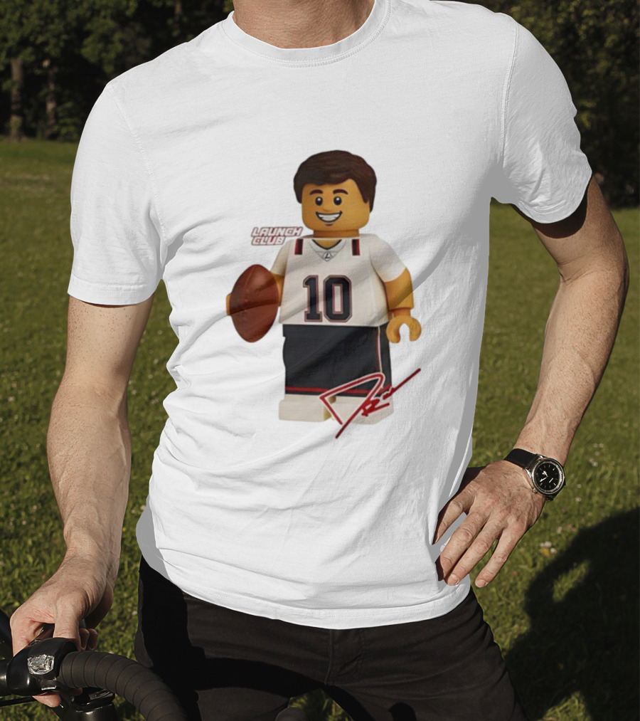 Tom Brady New England Patriots Lego Minifigure 10 Launch Club Signature T-Shirt