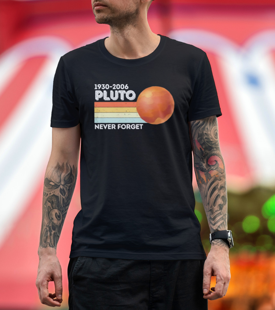 Pluto Never Forget 1930 2006 Vintage Retro Planet Tribute T-Shirt